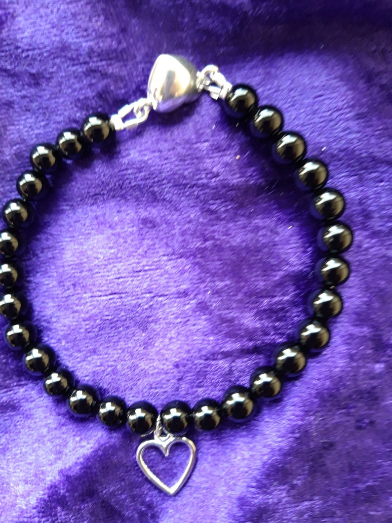 Black Agate Heart Charm Bracelet