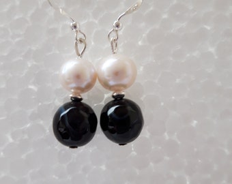 925 Sterling Silver Black Agate and Pearl Earrings