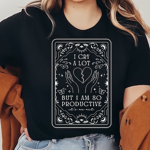 Taylor Swift eu choro muito, mas sou tão produtiva camiseta de cartas de tarô, camiseta TTPD, twift, swifties, posso fazer isso com o coração partido