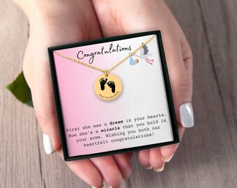 Gegraveerde babyvoetenketting, gepersonaliseerde pasgeboren aandenken