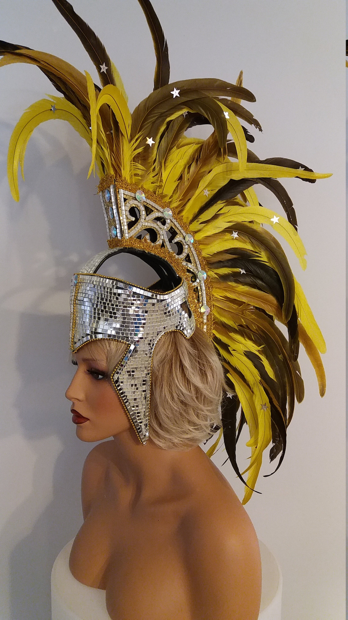 how to make mardi gras headpiece