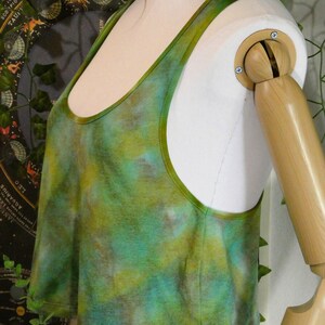 Women Green  Tie & dye Crop Top With Anarkali Skirt