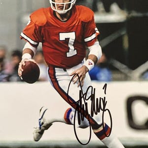 John Elway Signed Autographed 8x10 Photo Denver Broncos ---- COA