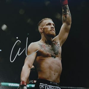 Conor Mcgregor Signed 8X10 Photo Notorious Mystic Mac Ufc BECKETT COA
