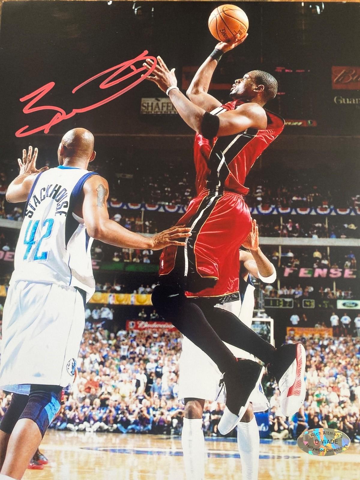 ドウェイン・ウェイド直筆サイン入り 8x10 写真 マイアミ・ヒート NBA 