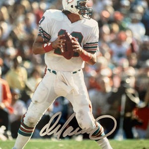 Foto autografiada de Dan Marino (8x10) de los Miami Dolphins - Certificado de Autenticidad de MARINO