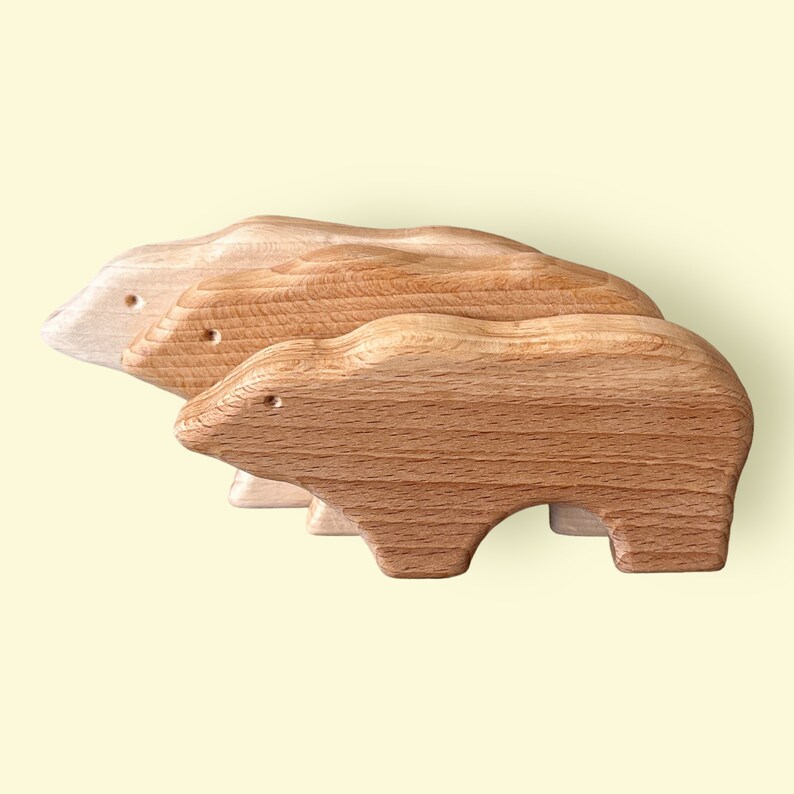 Juguete familiar de oso de madera hecho a mano: adorable recuerdo para amantes de la naturaleza y coleccionistas. Perfecto para la decoración del hogar. imagen 8