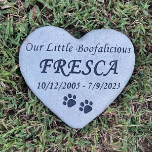 Heart shaped pet memorial stone for loss of dog, cat or any pet. Makes a great gift