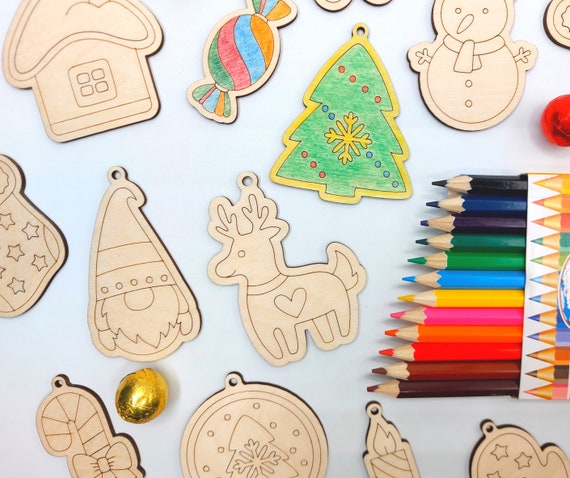 18pcs Wooden Christmas Ornament Coloring Kit, Christmas DIY Ornaments, Wooden  Ornaments to Paint, Kids DIY Christmas Ornaments Kit, DIY Kit 