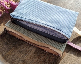 Pencil case made of corduroy in light blue or Mint I Pens, cosmetics or technology Utensils I inside flowers or uni I Size 20 x 10 cm I Cosmetic bag