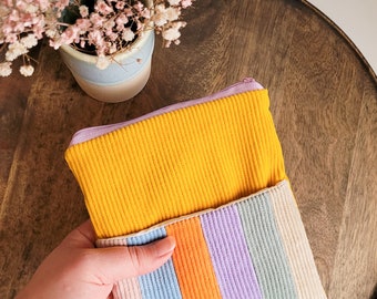 Bunte E-Reader Tasche aus Cord gelb, Regenbogen Tolino/Kindle Hülle, handmade E-Book Reader Schutztasche, personalisiertes Geschenk