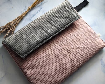 Cord Laptoptasche 13 und 17 Zoll mit Klettverschluss, Altrosa/Grau und Leo-Print, MacBook Hülle, personalisierbares Geschenk, Weihnachtsg