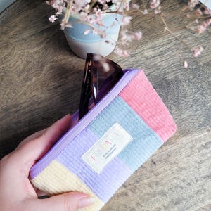 Custodia per occhiali retrò color pastello, morbida custodia per occhiali con cerniera, custodia per occhiali da sole in velluto a coste da viaggio, custodia per occhiali da lettura unisex arcobaleno