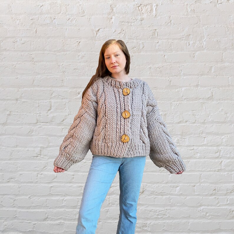 Hand knit cable cardigan / chunky beige 100% wool / natural oak wood buttons image 8