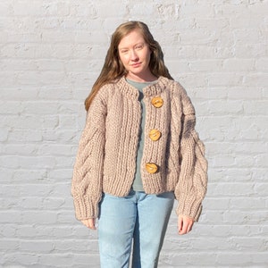 Hand knit cable cardigan / chunky beige 100% wool / natural oak wood buttons image 4