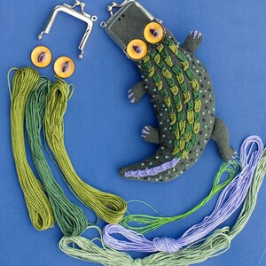 Crocodile Embroidery Bag, DIY Kit, Alligator Bag, Handmade Small Bag, Needlepoint Kit, Unique Gift Idea,