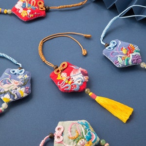 12星座動物のお守りネックレス、初心者向けDIY刺繍キット、手作りのお守りジュエリー、幸運袋アクセサリー、車の装飾チャーム