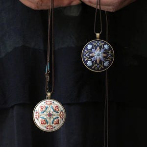 Floral Necklace Hand Embroidery Kit - Chinese Dunhuang Style Pattern - DIY Craft Kit - Unique Gift for Embroidery Lovers