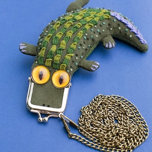 Crocodile Embroidery Bag, DIY Kit, Alligator Bag, Handmade Small Bag, Needlepoint Kit, Unique Gift Idea,