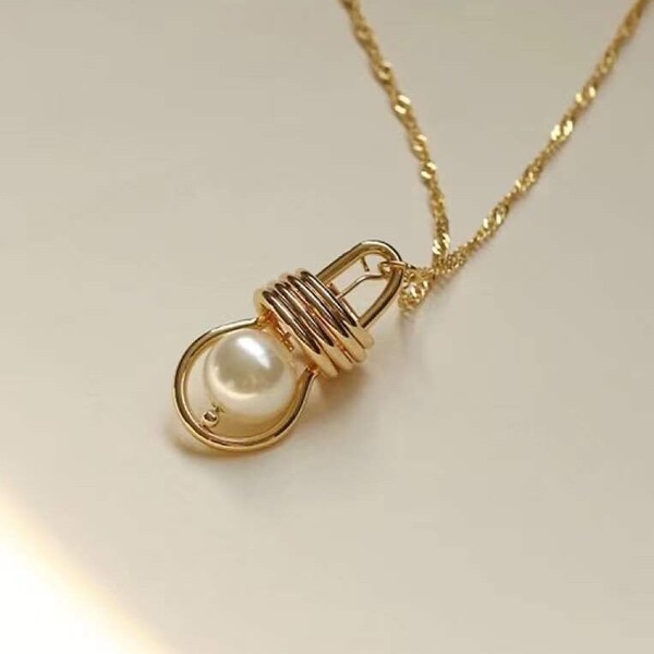 Light Bulb Necklace Etsy