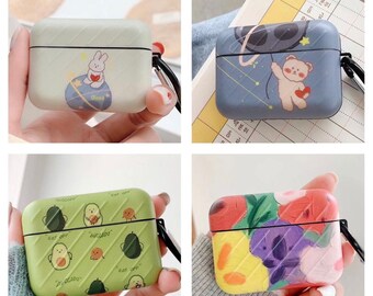 Cubierta de la caja de los AirPods de silicona linda, funda protectora con mosquetón para AirPods Pro/3. Regalo de San Valentín / Regalo de cumpleaños para niños / adultos
