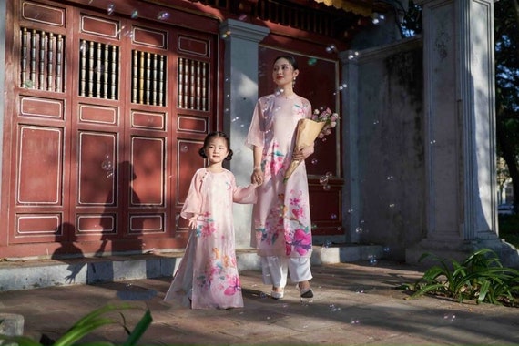 Vietnamese Traditional Dress for Female