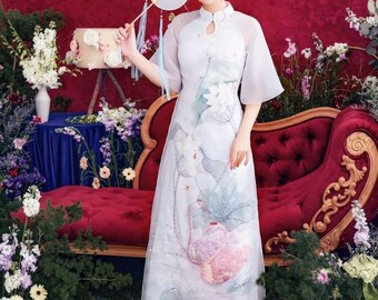 Ao dai women with swan and lotus details