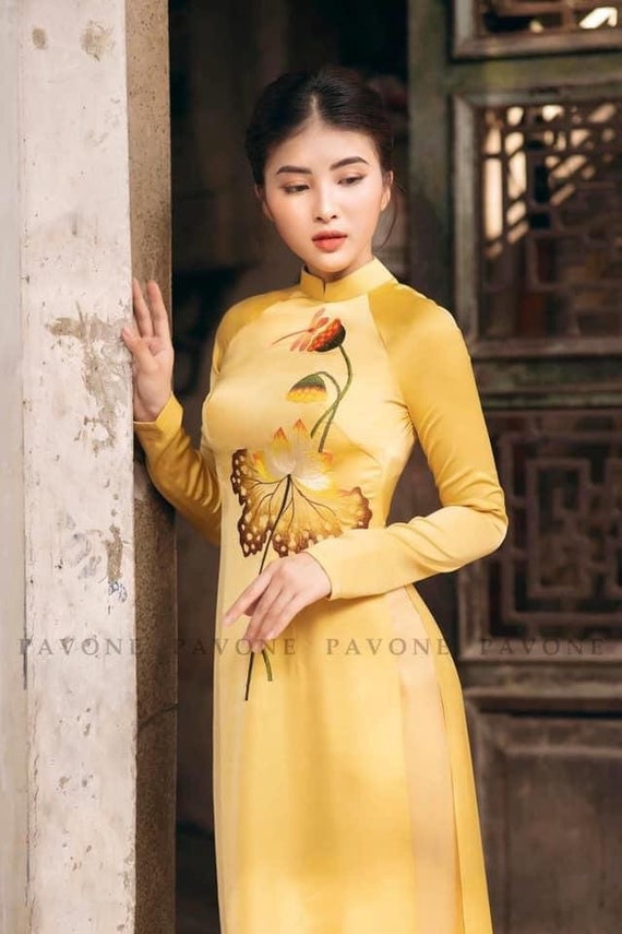 Vietnamese Traditional Dress for Women