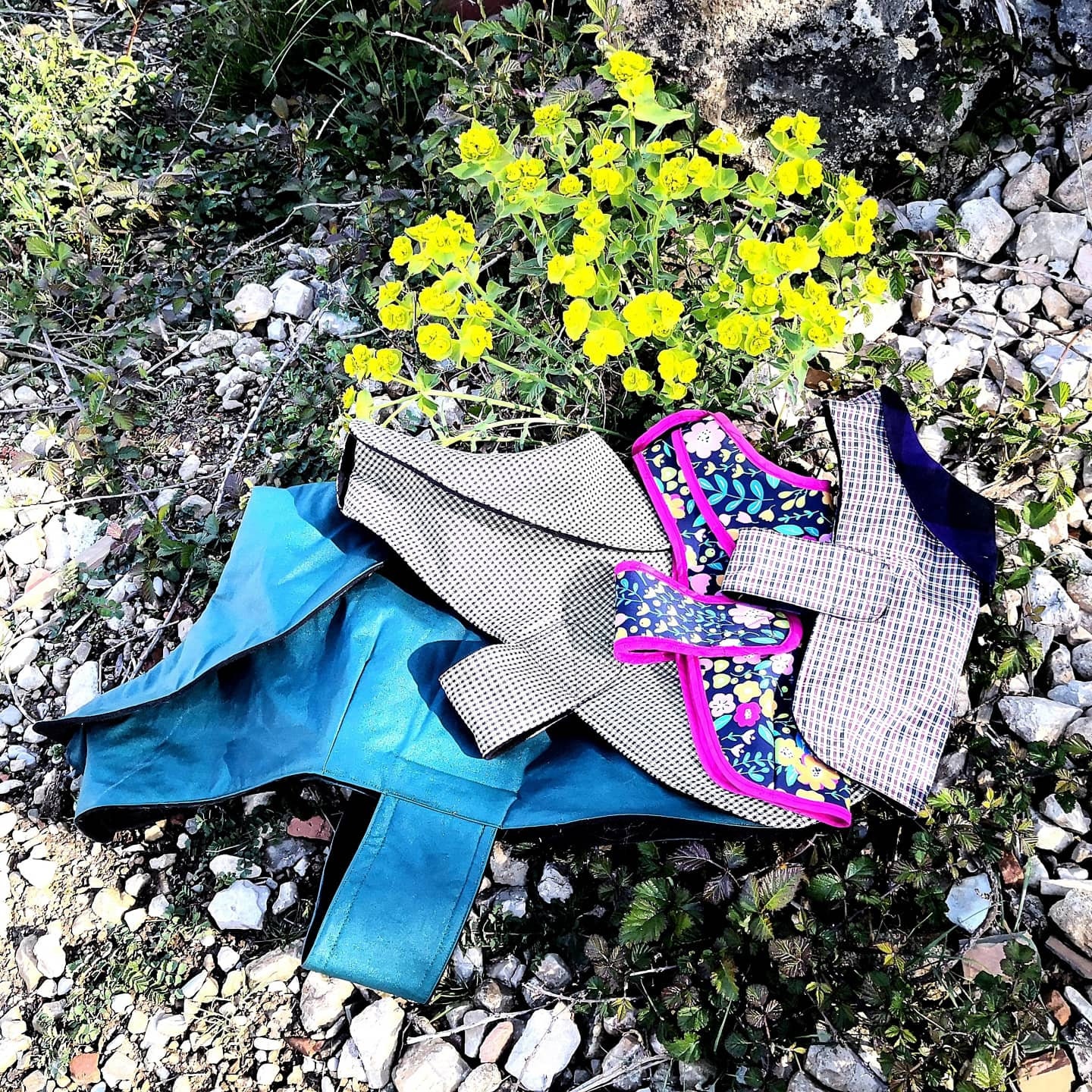 Manteaux Pour Chiens sur Mesure et Personnalisable. Tissu Technique à L'extérieur, Entièrement Doubl