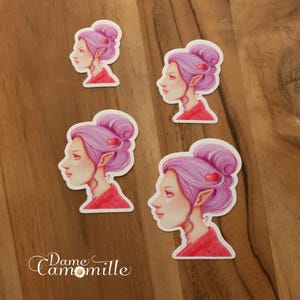 Adesivo fata viola con cuoricino tra i capelli, adesivo in vinile lucido per arte, bullet journal, decorazione di quaderni, computer
