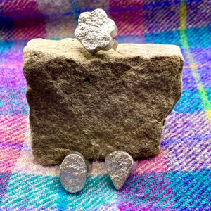 Outlander Sassenach ring , Lallybroch texture gift, Scotland jewelry, Claire original stone, gift, present, Valentines , anniversary present