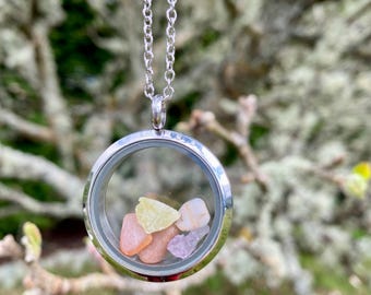 Colgante con medallón de piedras preciosas escocesas, Tierras Altas de Escocia, regalo de recuerdo, ascendencia escocesa, herencia