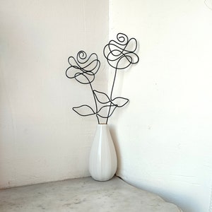 Roses en fil de fer 2d, fleurs artificielles, wire art, déco nature, chic, romantique image 1