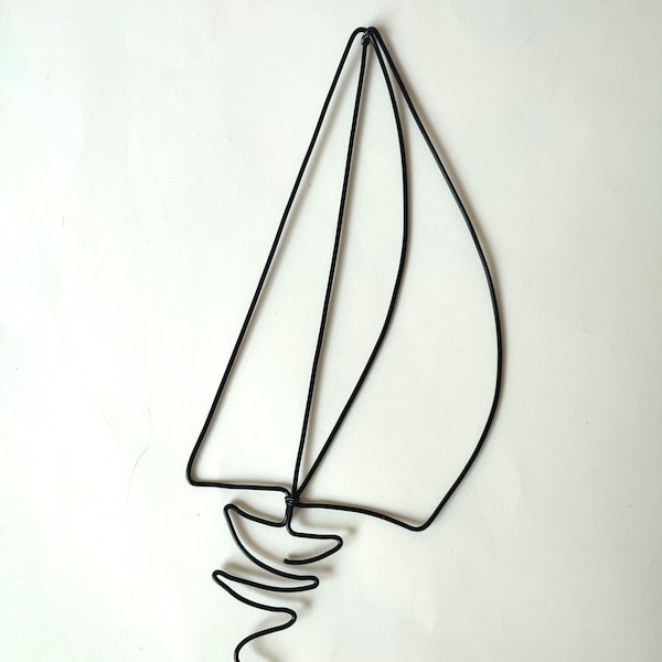 Voilier en mer,  bateau, wire art, wall art, déco murale marine, originale, art contemporain