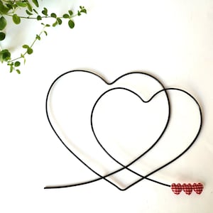Croix au coeur en fil de fer, fil de fer recuit, fait main en France