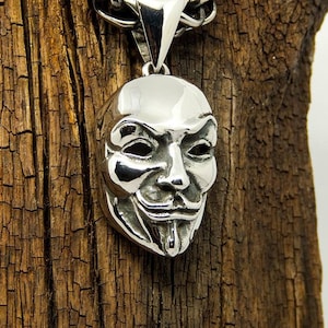 Guy Fawkes mask pendant