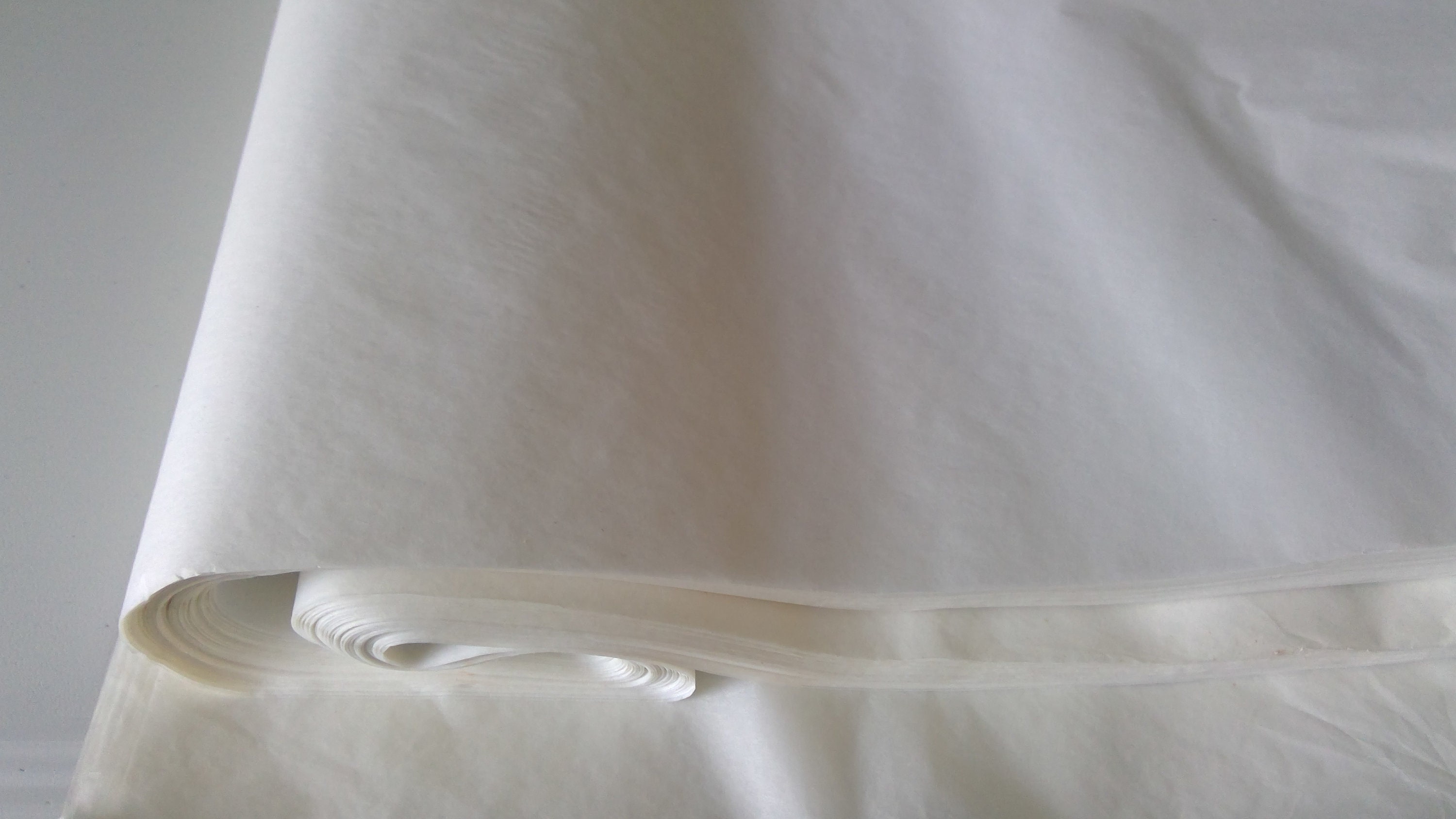 100 Sheets Wet Strength Tissue Paper 36x24 Inches - Tear Resistant Craft Paper For Art & Wrapping