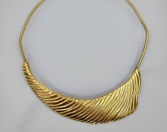 Crown Trifari choker Vintage gold tone bib necklace