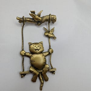 J J brooch Vintage cat brooch Whimsical brooch Animal brooch