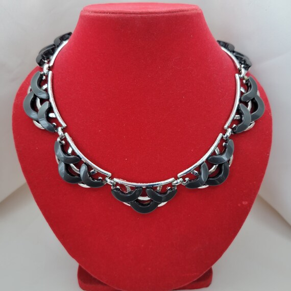 Black plastic choker Silver link necklace vintage - image 8