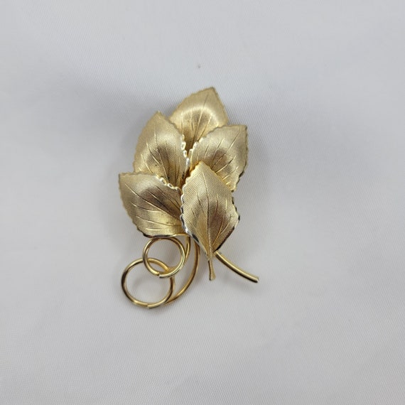 10k gold filled brooch Vintage leaves brooch - image 1
