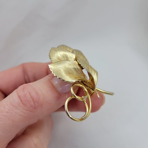 10k gold filled brooch Vintage leaves brooch - image 4