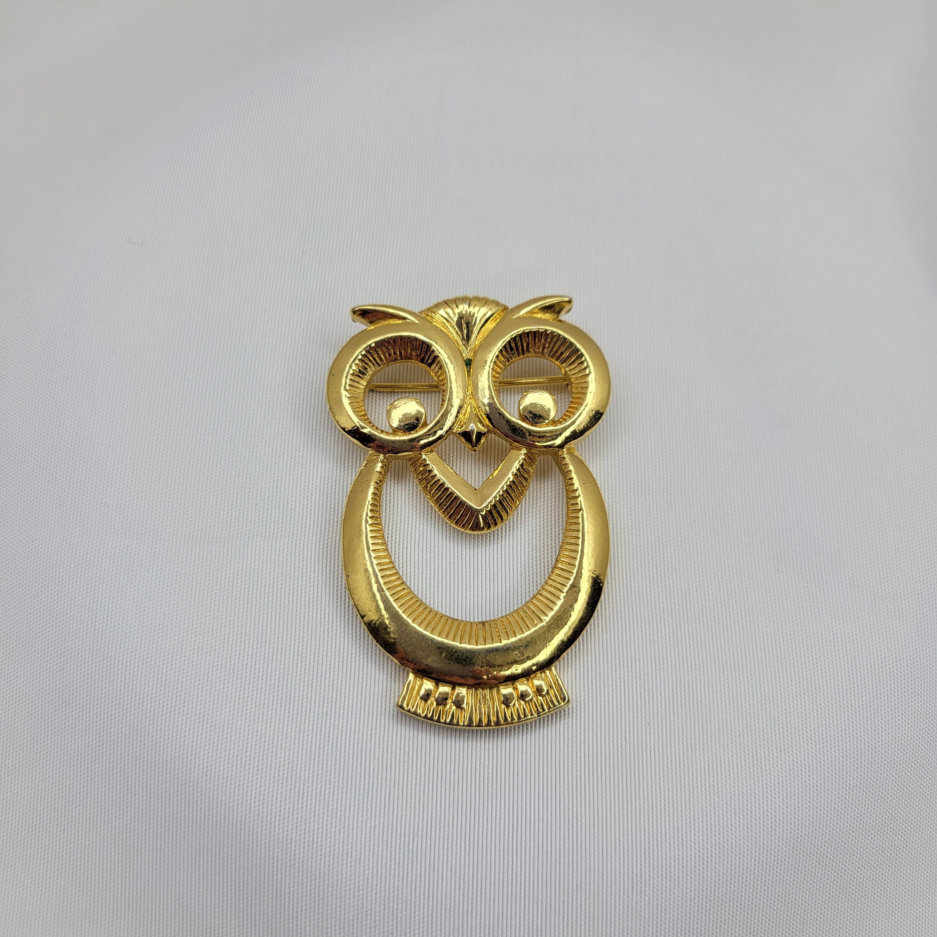 Avon gold brooch Vintage owl brooch Bird brooch pin