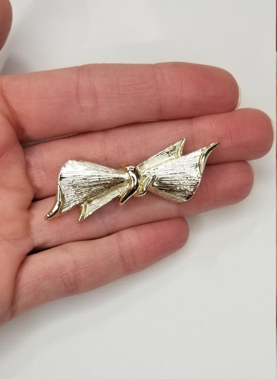 Vintage Silver Branch Ribbon Brooch