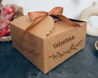 Coffret cadeau personnalisé avec nom, coffret cadeau, cadeau Saint Valentin, coffret anniversaire, emballage cadeau bijoux cupcake, V06
