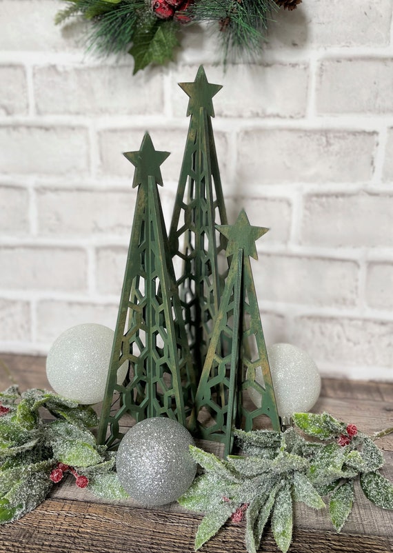 DIY Chicken Wire Christmas Tree How To Make Tutorial ~ Fresh