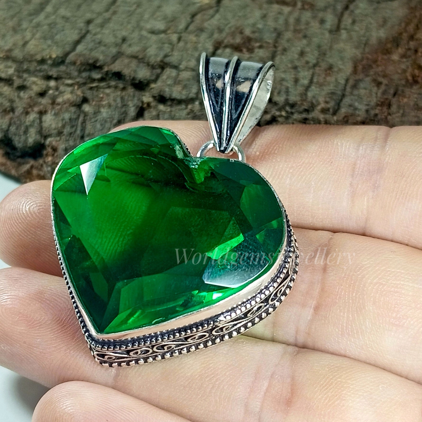 Sterling Silver Emerald Heart Pendant, AAA Gemstone - Etsy