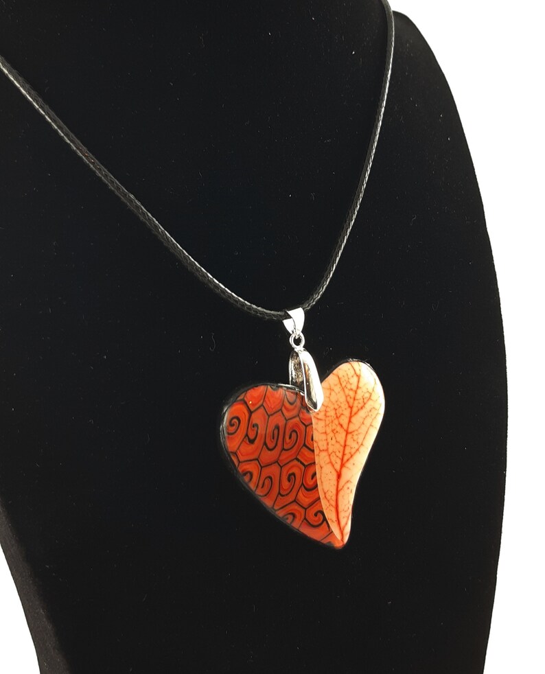 Heart pendant in Orange Design