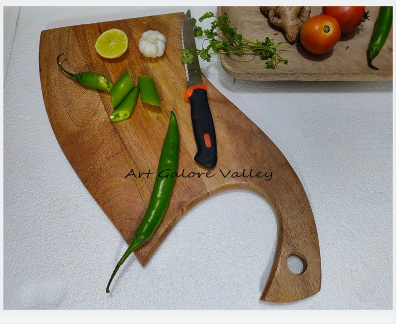 Mango Wood Chopping Board, Cheese Board, Cutting Board, Serving Platter, Wooden Serving Tray, Round Block. Solid Wood Cutting Board image 4