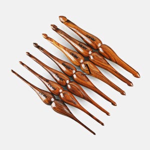 Ergonomic Crochet Hooks - A Set of 7 Double Crochet Hooks Handcrafted For Arthritic Hands Wooden Yarn Bowl Perfect Gift for Crochet Lovers